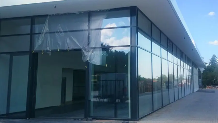 Autohaus - 2